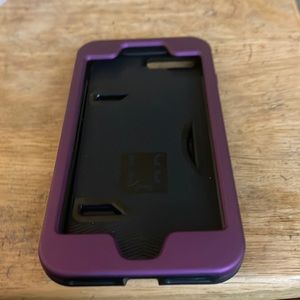 iPhone 7 Plus case With ring on back of case. A pretty purple